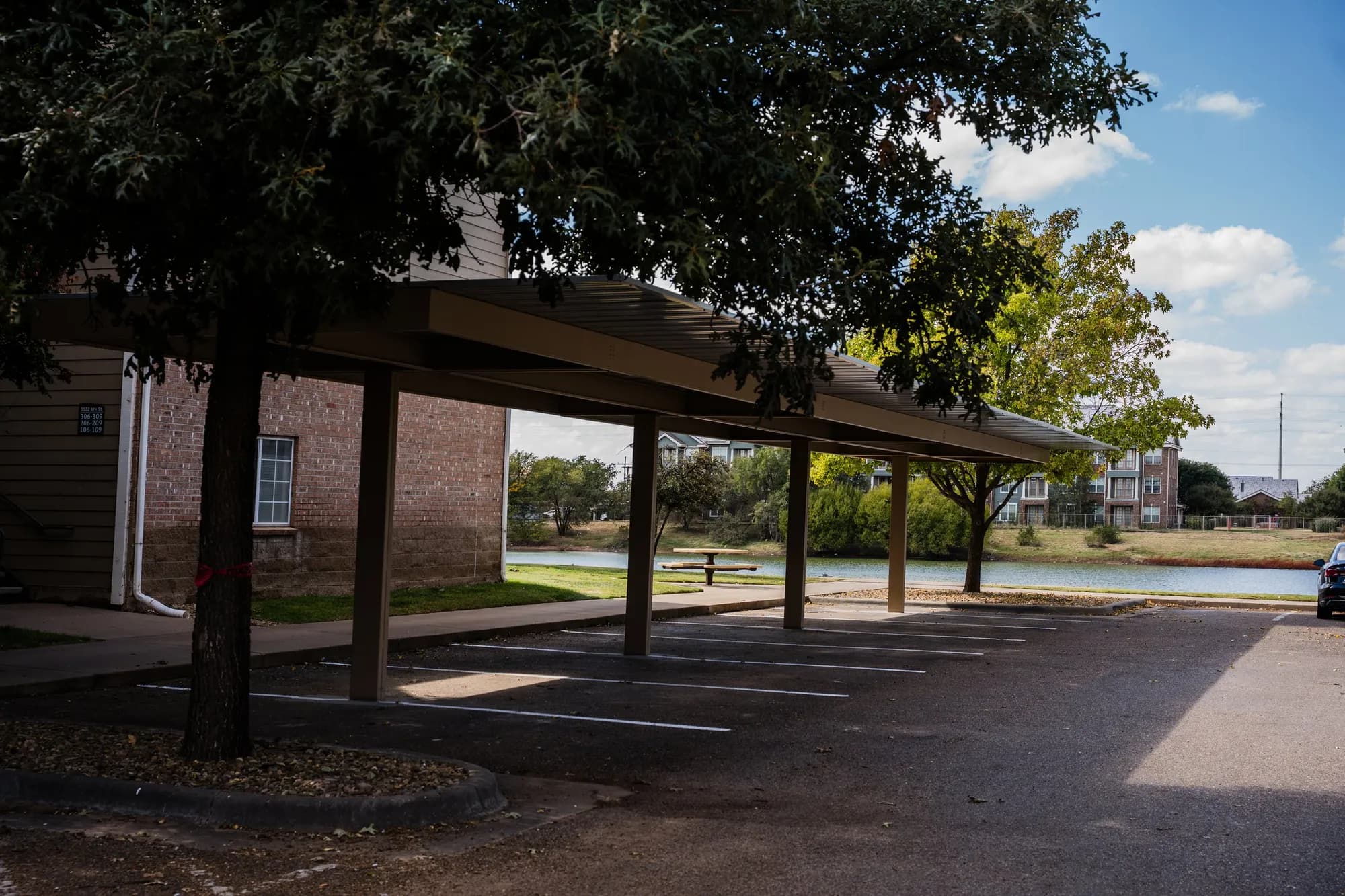 Raiders Pass, Real Steel Canopies