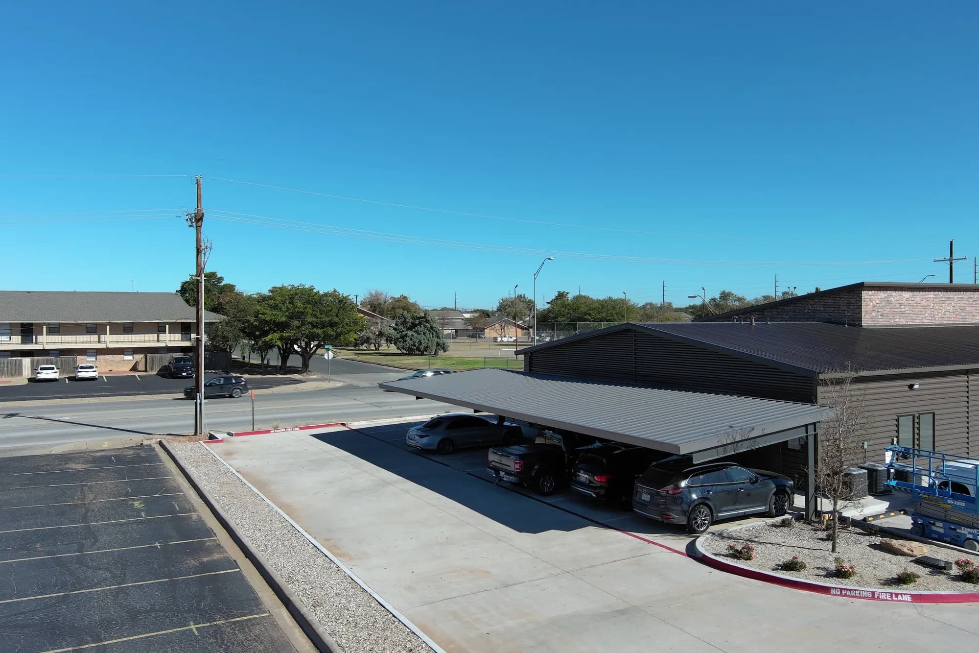 Rent-LBK, Real Steel Canopies