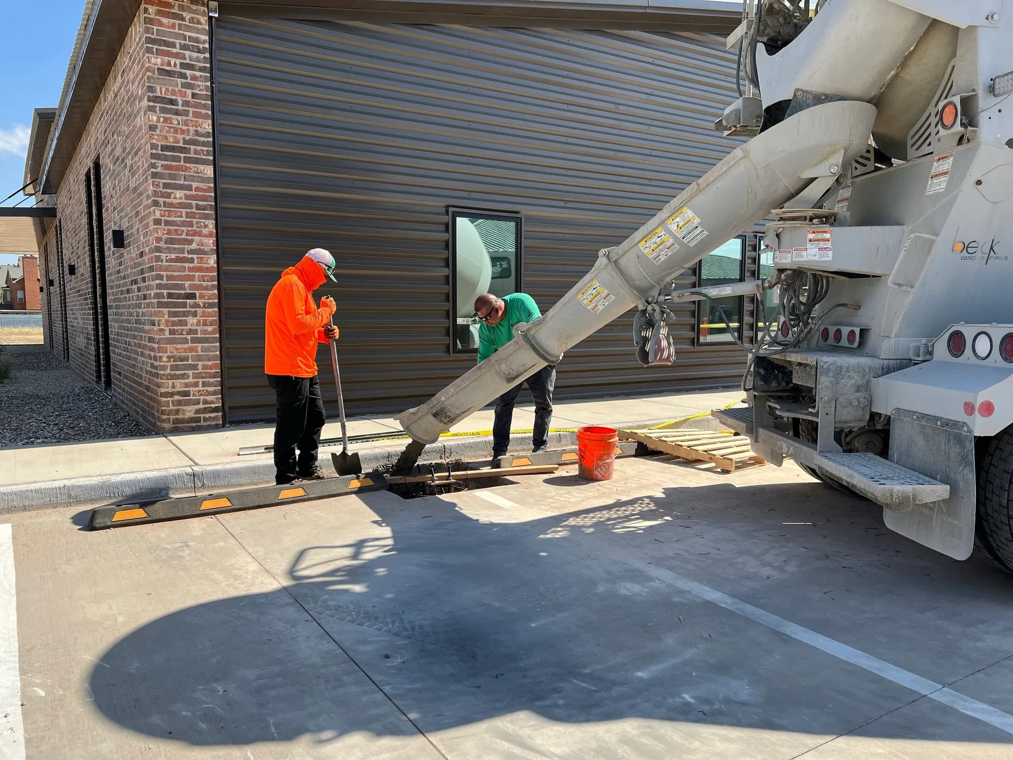 Rent-LBK, Real Steel Canopies