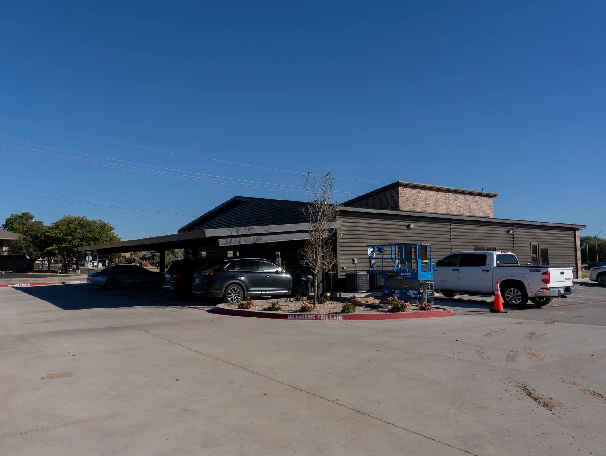 Rent-LBK, Real Steel Canopies