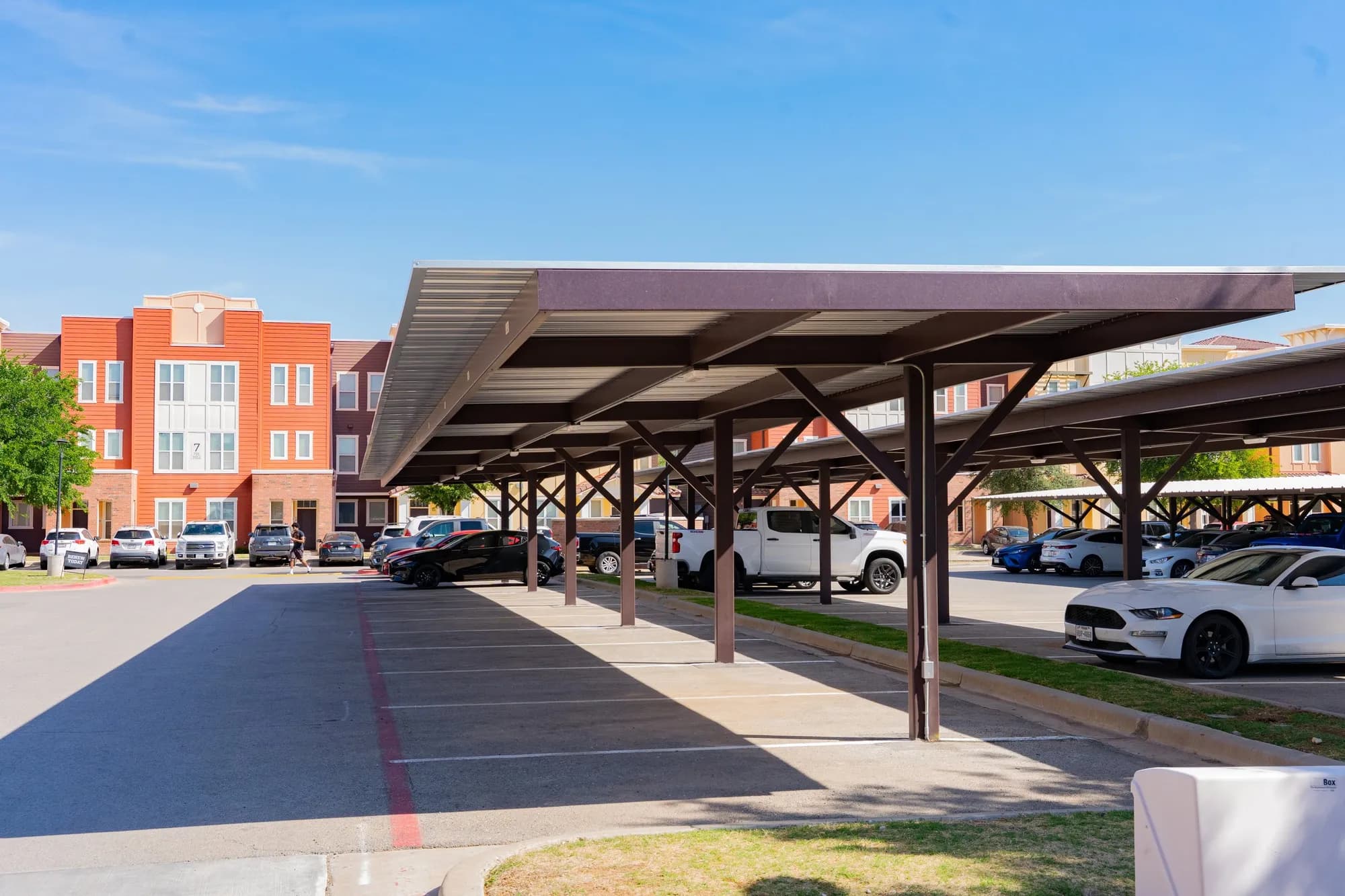 U Club, Real Steel Canopies